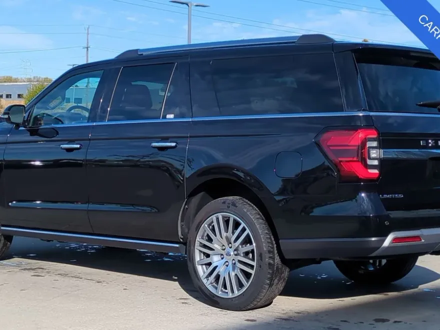 2023 Ford Expedition MAX Limited photo 1