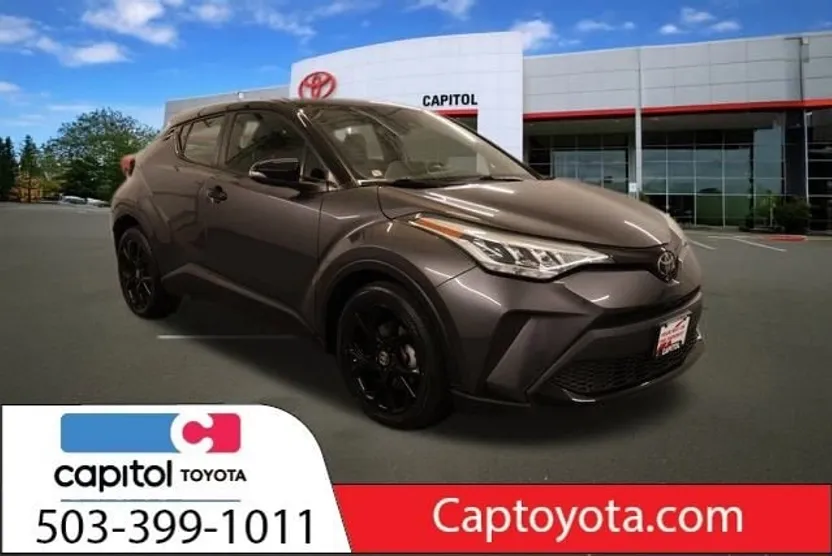 2021 Toyota C-HR XLE photo 1