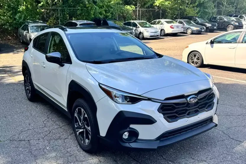 2024 Subaru Crosstrek Premium photo 1