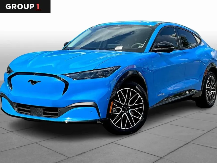 2024 Ford Mustang Mach-E Premium photo 1