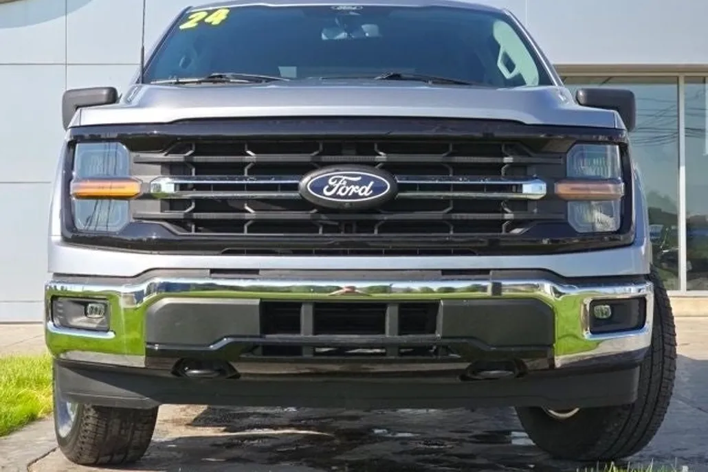 2024 Ford F-150 XLT photo 1