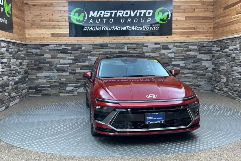 2024 Hyundai Sonata Hybrid Limited photo 1
