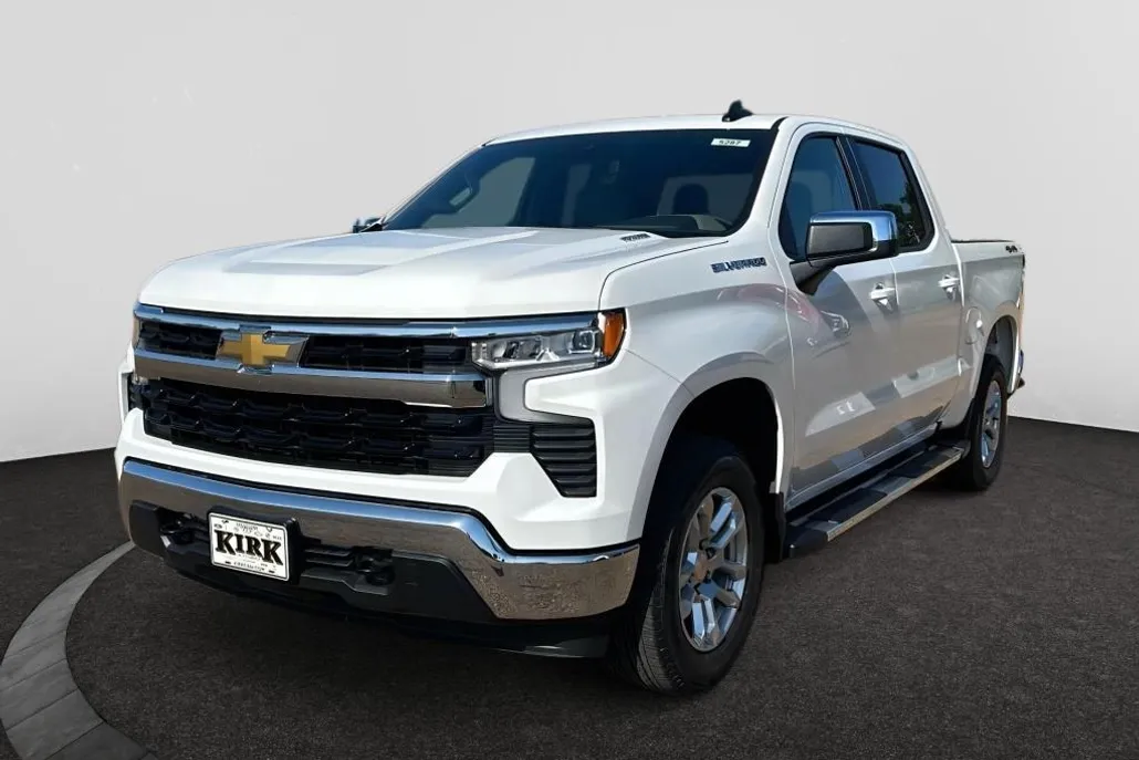 2025 Chevrolet Silverado 1500 LT photo 1