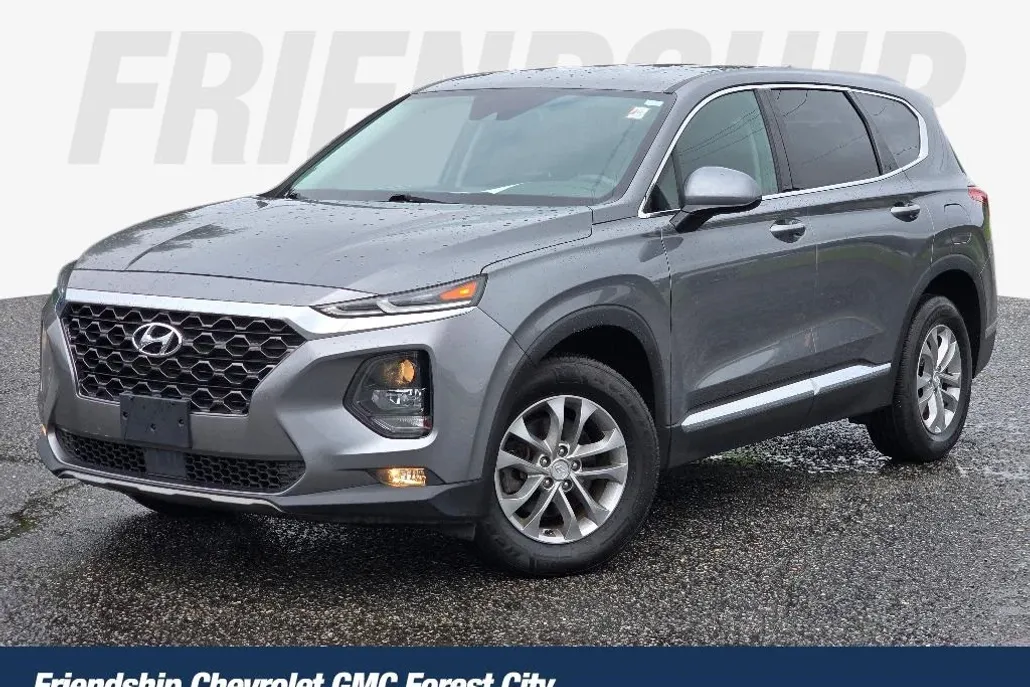2019 Hyundai Santa Fe SEL photo 1