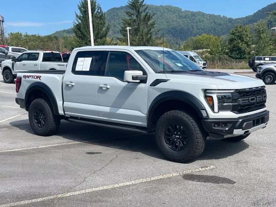 2024 Ford F-150 Raptor photo 1