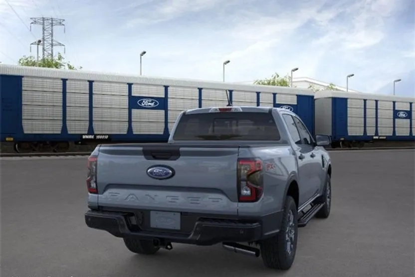 2025 Ford Ranger XLT photo 1