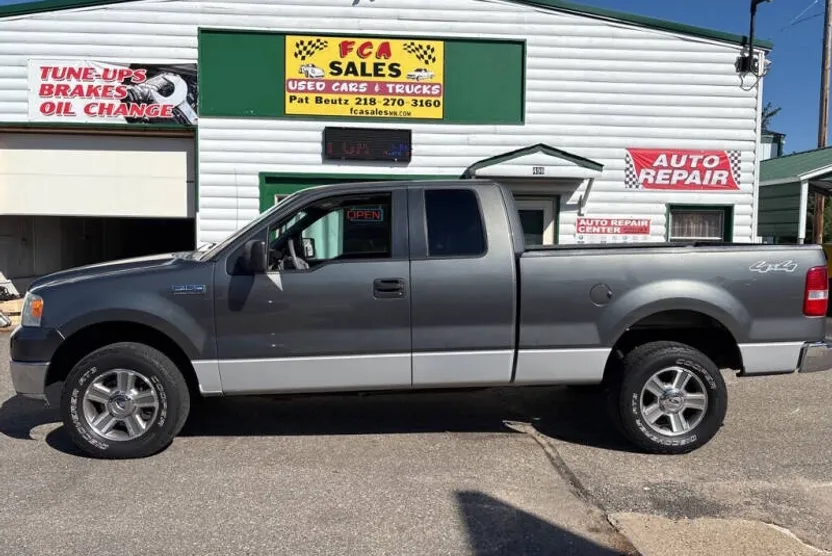 2005 Ford F-150 photo 1