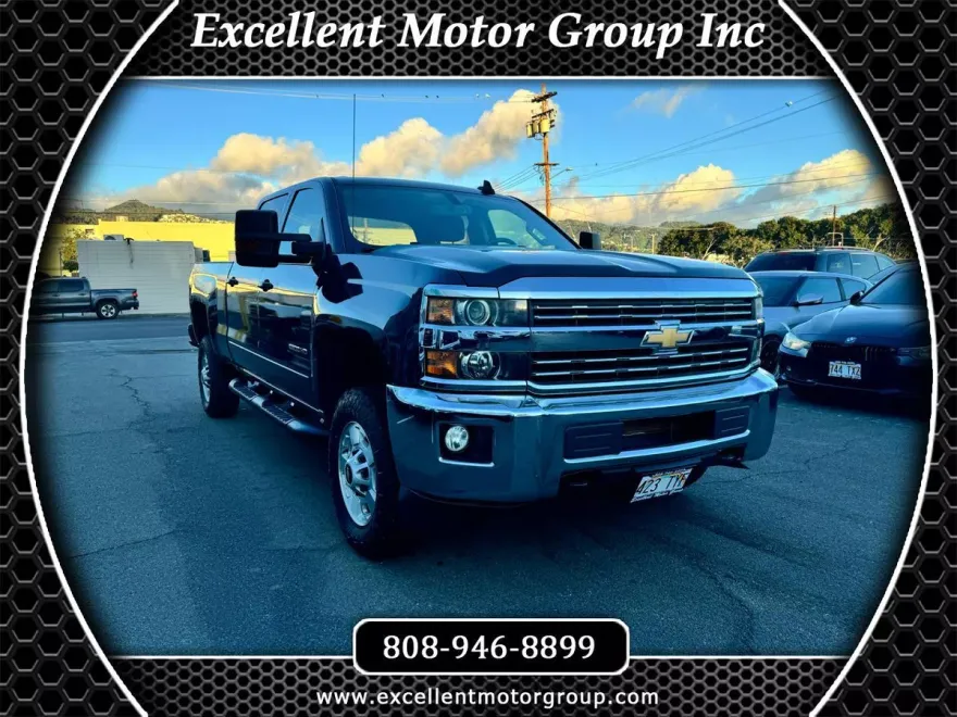 2017 Chevrolet Silverado 2500HD LT photo 1