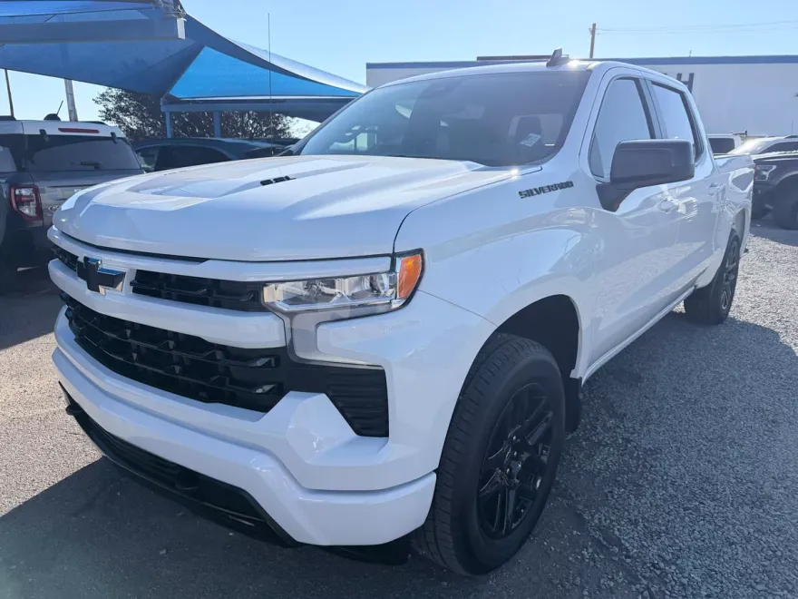 2025 Chevrolet Silverado 1500 RST photo 1