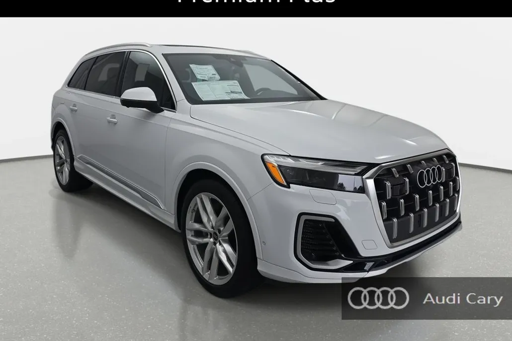2025 Audi Q7 55 Premium Plus photo 1