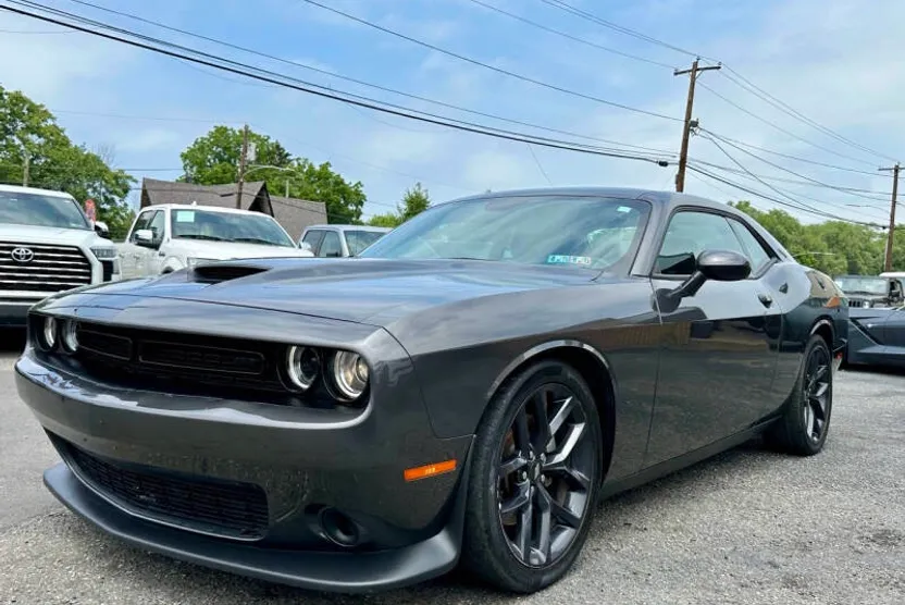 2023 Dodge Challenger GT photo 1