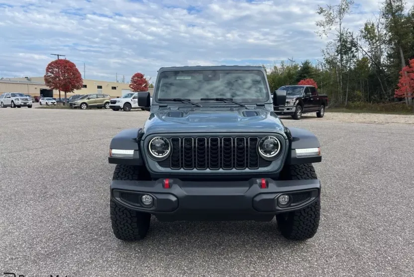 2024 Jeep Wrangler Rubicon photo 1