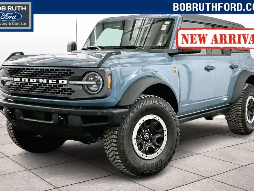 2022 Ford Bronco Badlands photo 1