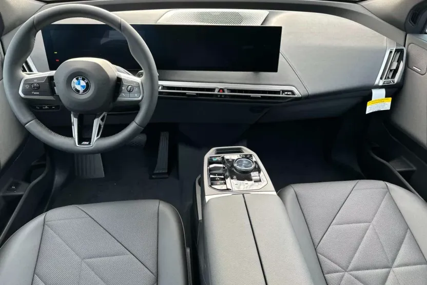 2025 Bmw iX photo 1