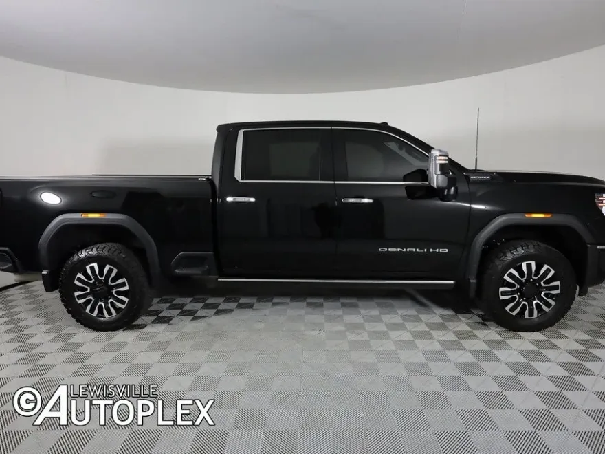 2024 Gmc Sierra 3500 HD Denali Ultimate photo 1