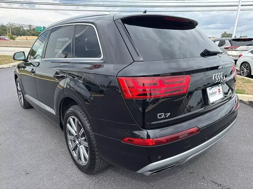 2017 Audi Q7 Premium Plus photo 1