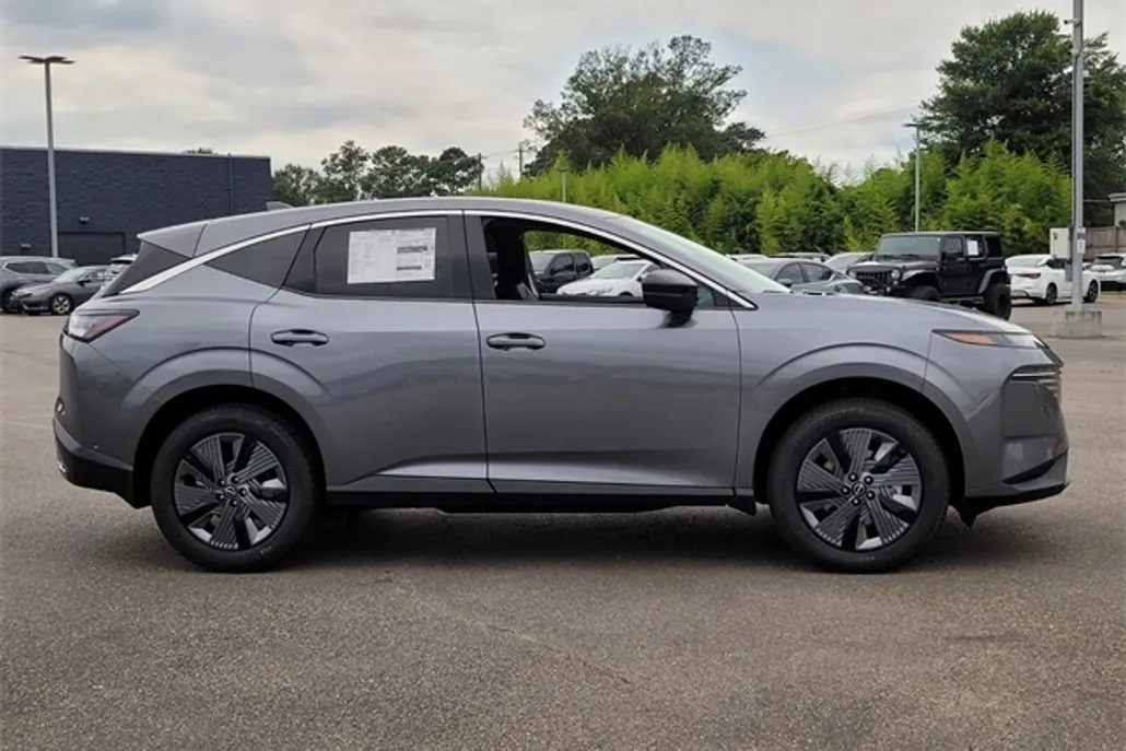 2025 Nissan Murano SL photo 1