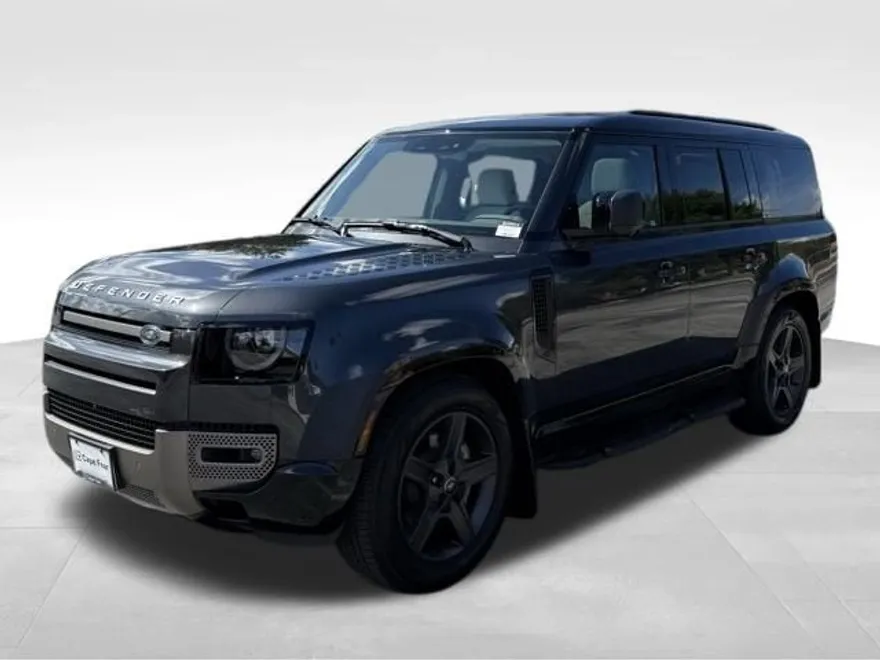 2025 Land Rover Defender 130 X-Dynamic SE photo 1