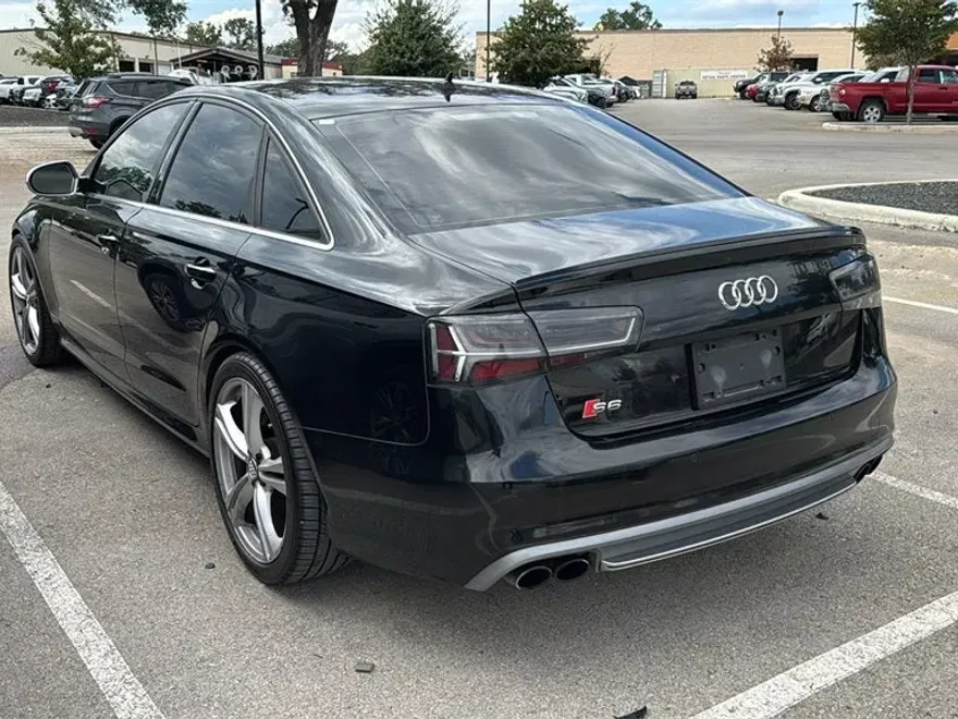 2013 Audi S6 Prestige photo 1