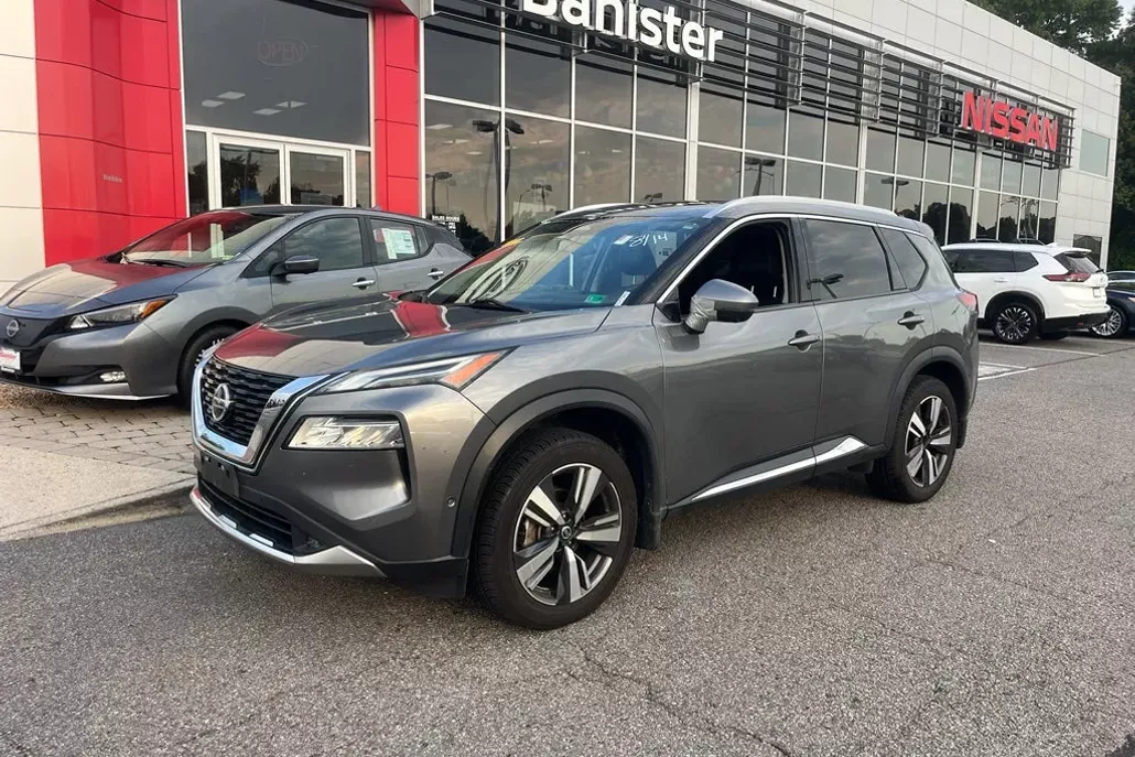 2021 Nissan Rogue Platinum photo 1