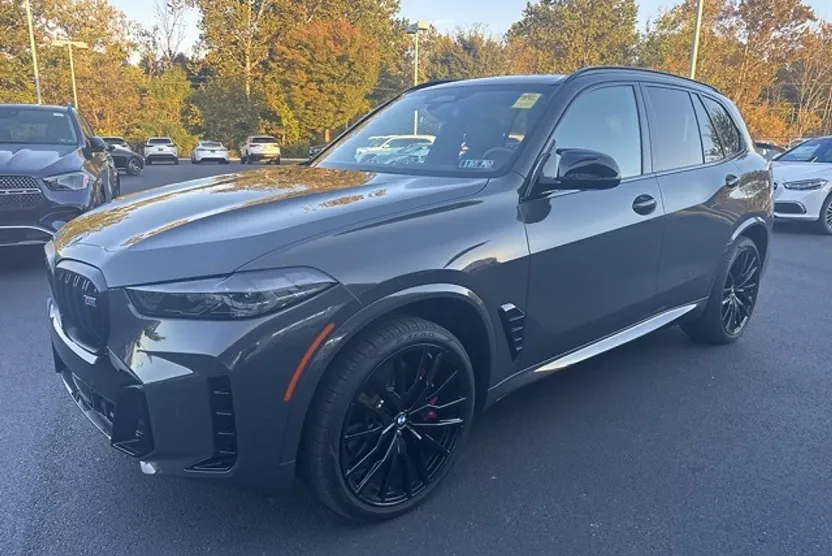 2025 Bmw X5 M60i photo 1