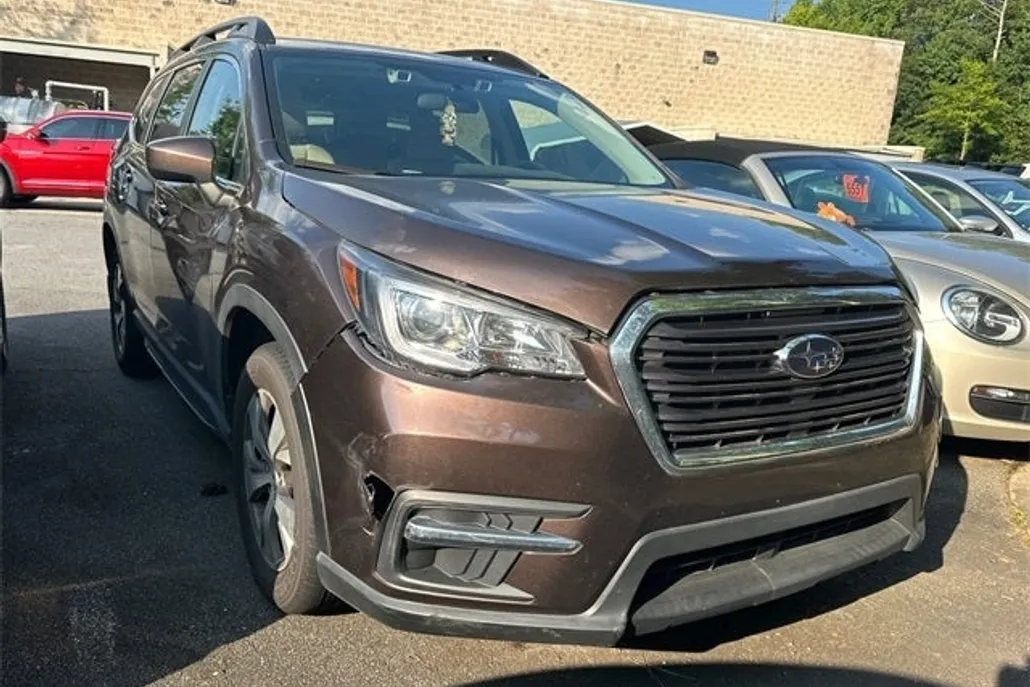 2019 Subaru Ascent Premium photo 1