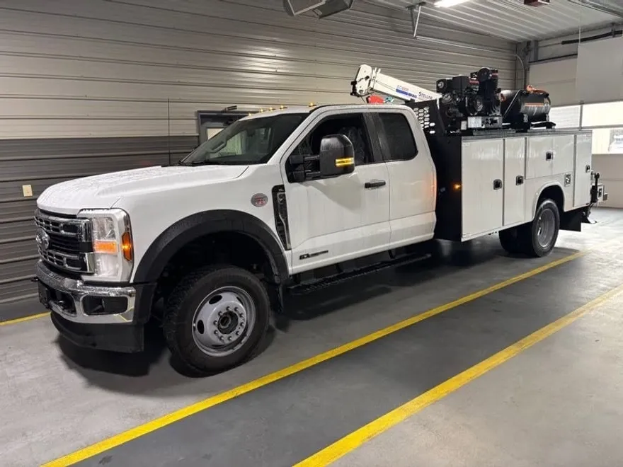 2025 Ford F-450 XL photo 1