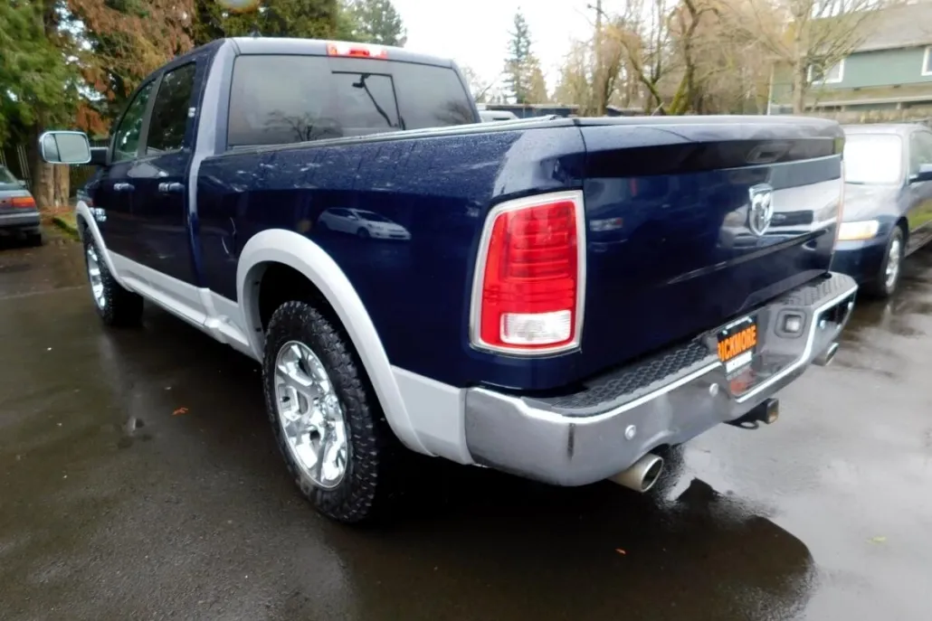 2015 Ram 1500 Laramie photo 1