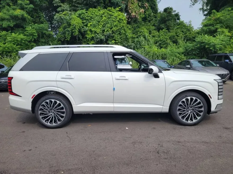 2026 Hyundai Palisade Calligraphy photo 1