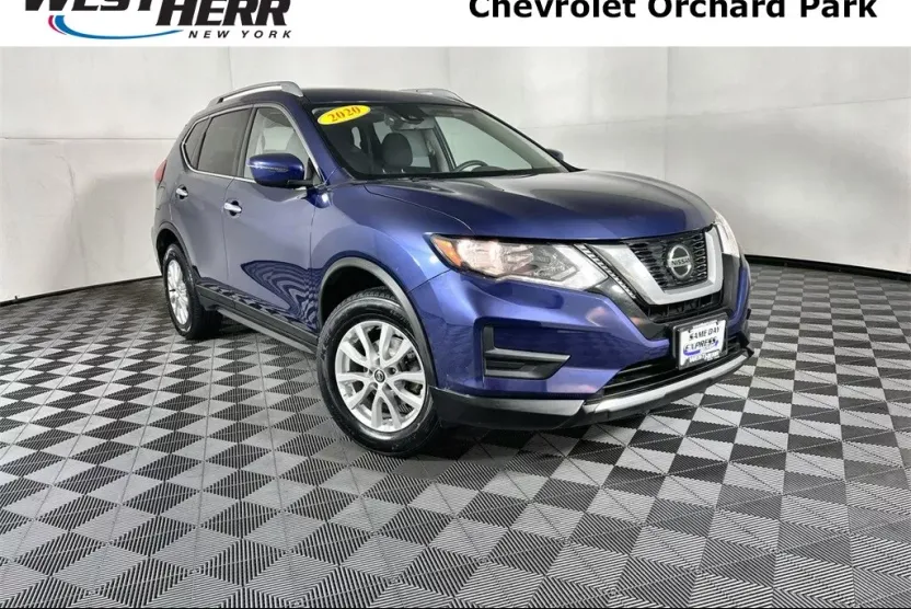 2020 Nissan Rogue SV photo 1