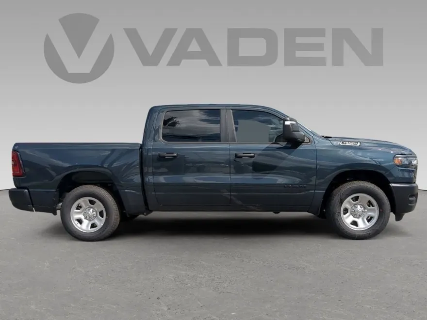 2025 Ram 1500 Tradesman photo 1