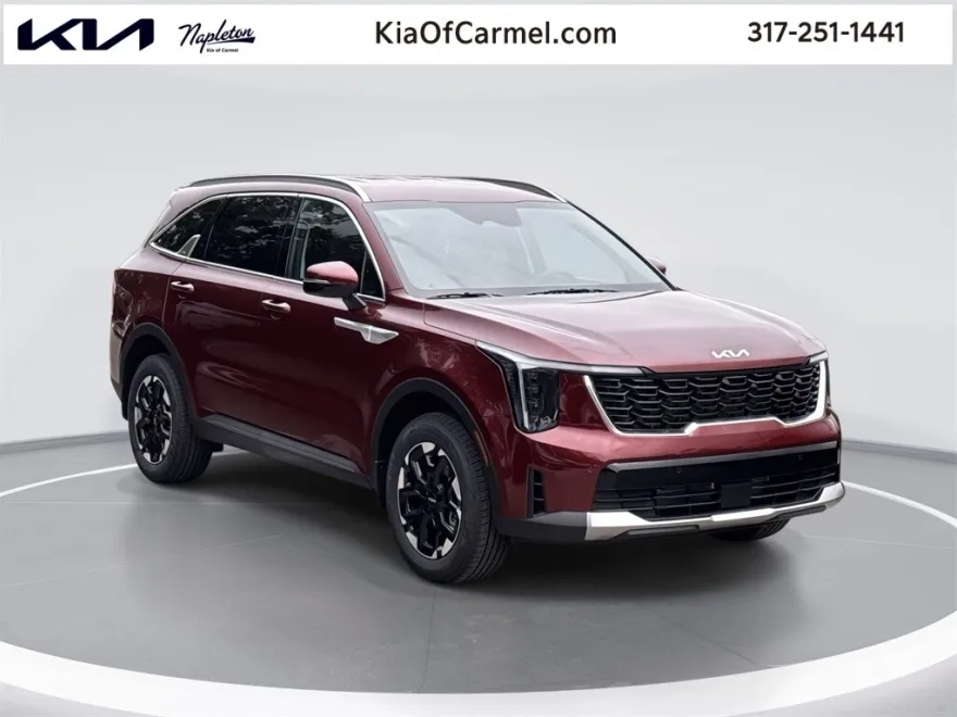 2025 Kia Sorento S photo 1