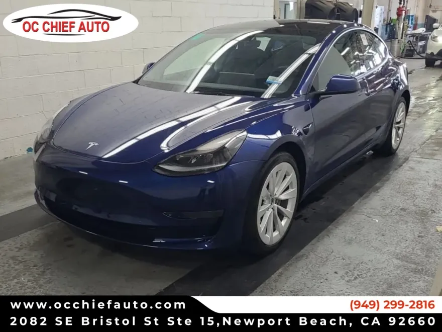 2023 Tesla Model 3 photo 1