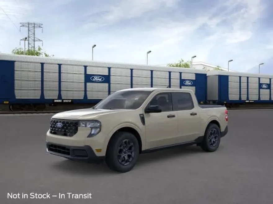 2025 Ford Maverick XLT photo 1