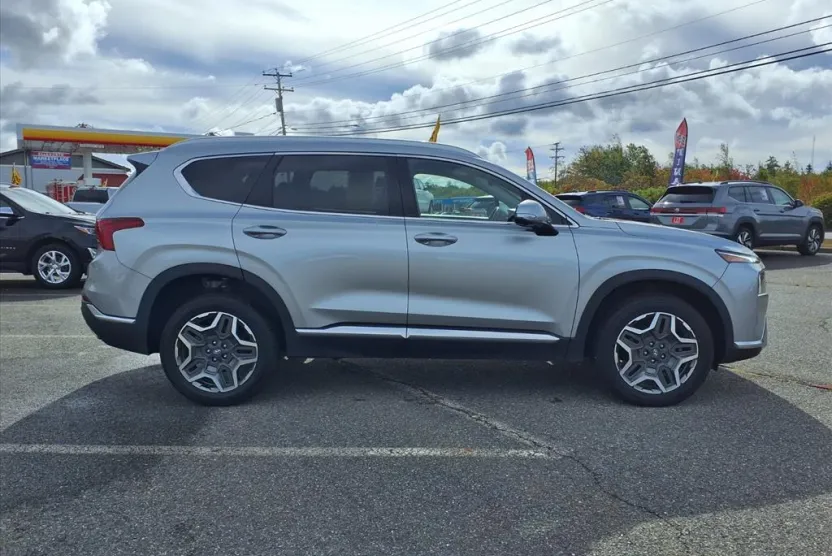 2023 Hyundai Santa Fe Limited photo 1