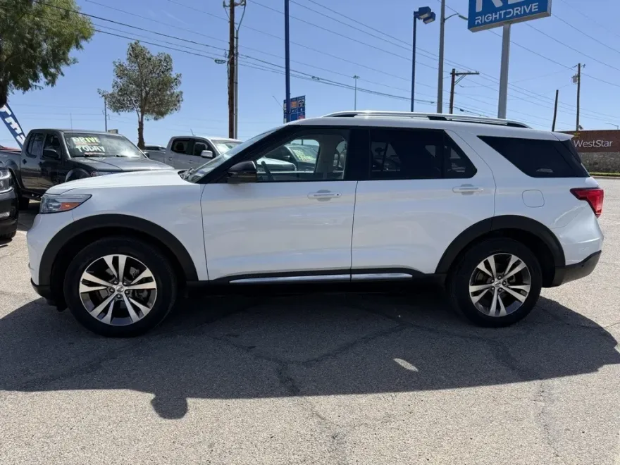 2020 Ford Explorer Platinum photo 1