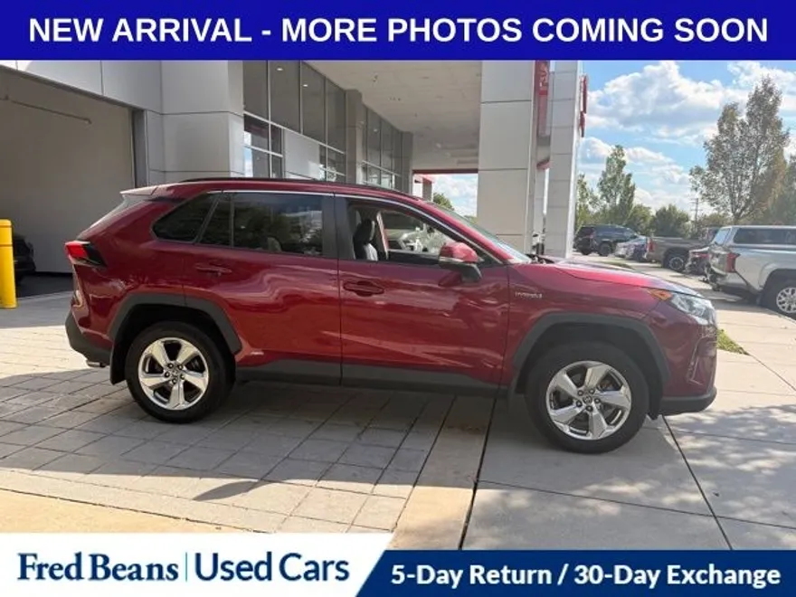 2021 Toyota RAV4 Hybrid XLE Premium photo 1