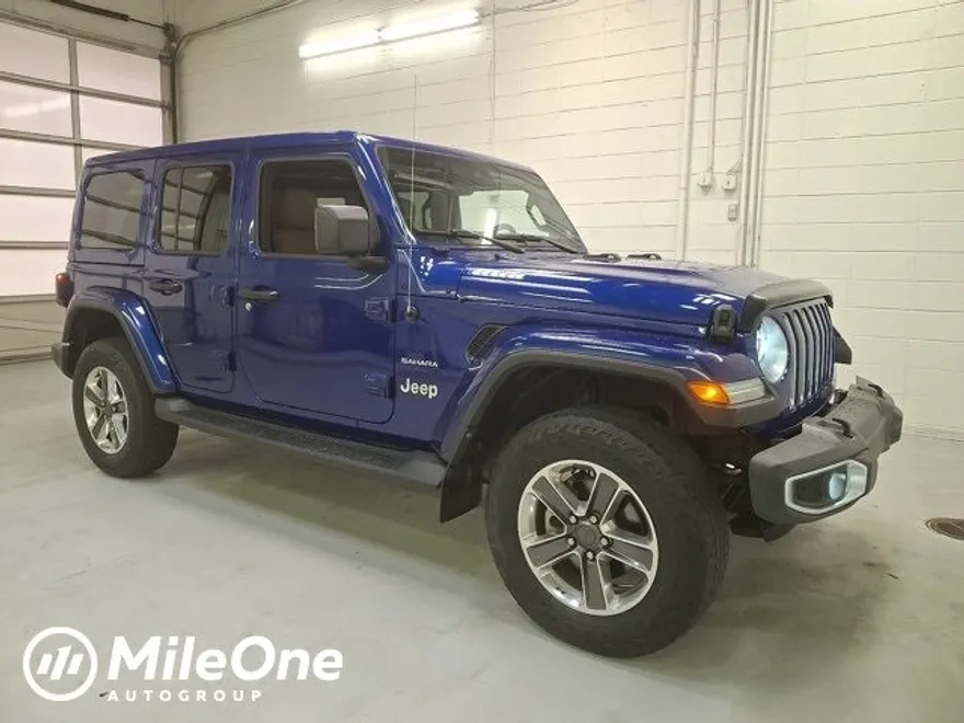 2020 Jeep Wrangler Unlimited Sahara photo 1