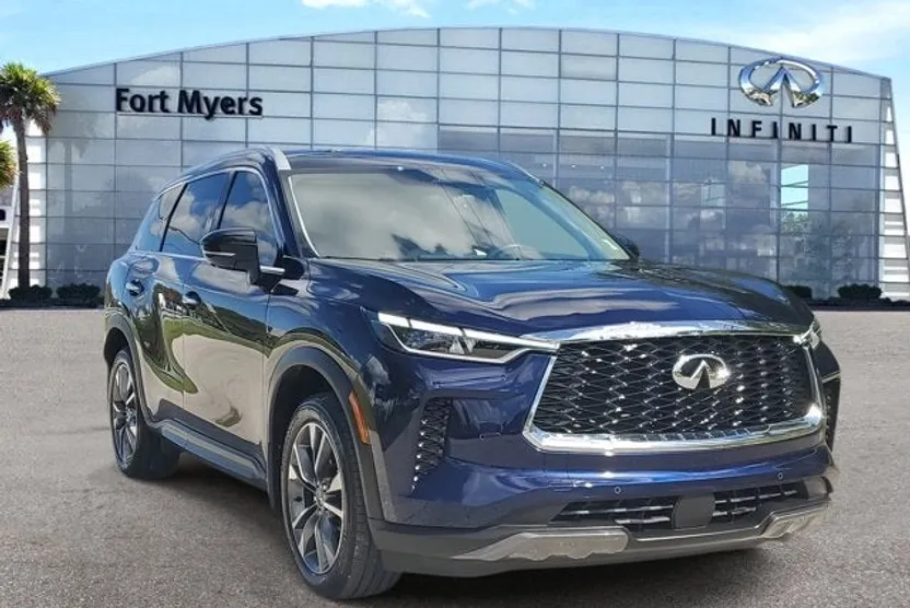 2022 Infiniti QX60 Luxe photo 1