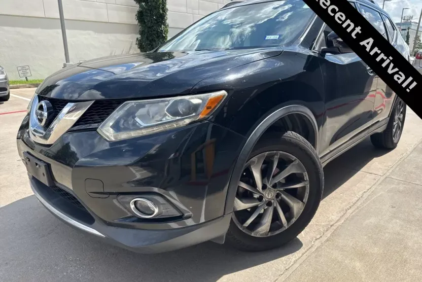 2015 Nissan Rogue SL photo 1