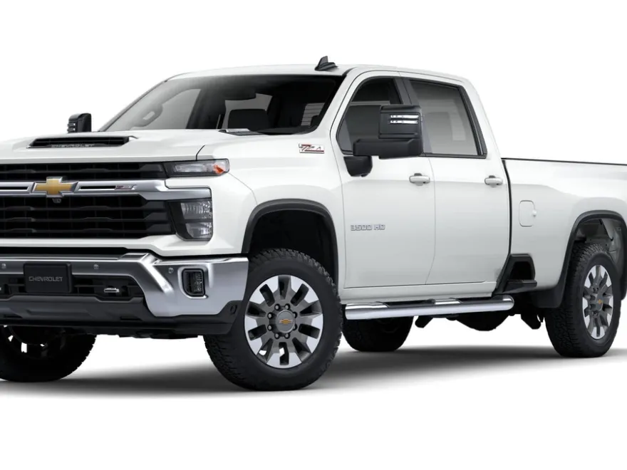 2025 Chevrolet Silverado 3500HD LT photo 1