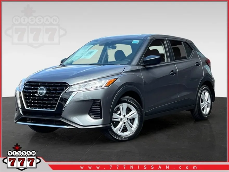 2025 Nissan Kicks Play S photo 1