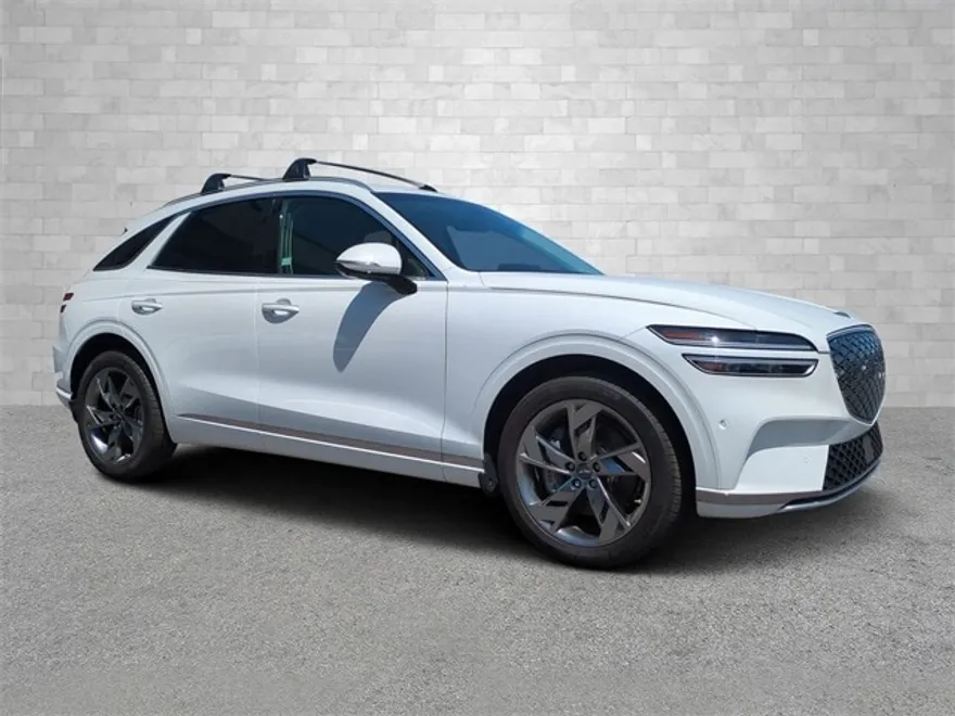 2024 Genesis Electrified GV70 Advanced photo 1