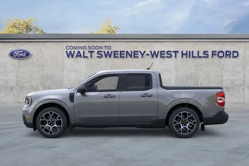 2025 Ford Maverick Lariat photo 1
