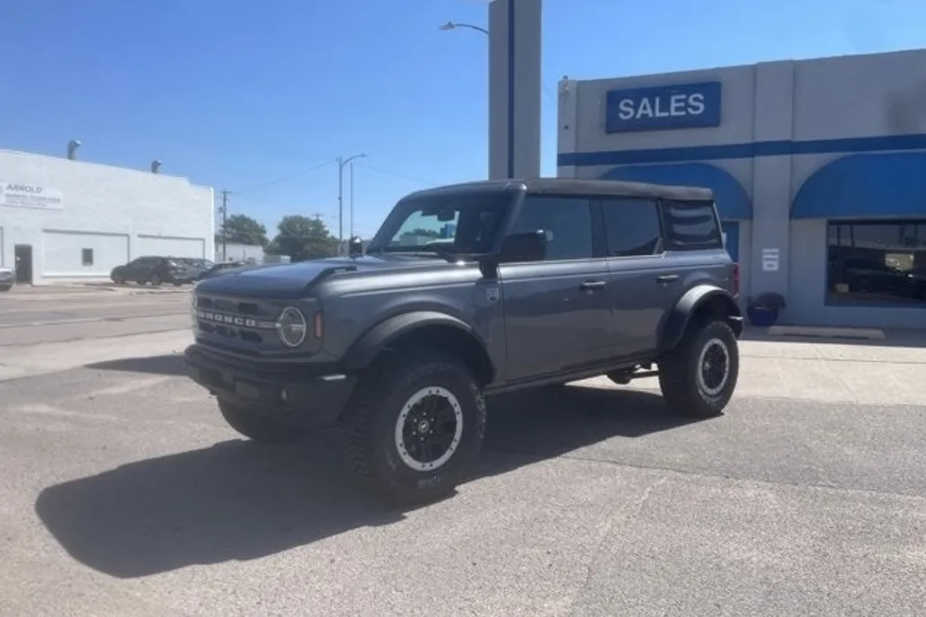2024 Ford Bronco Big Bend photo 1