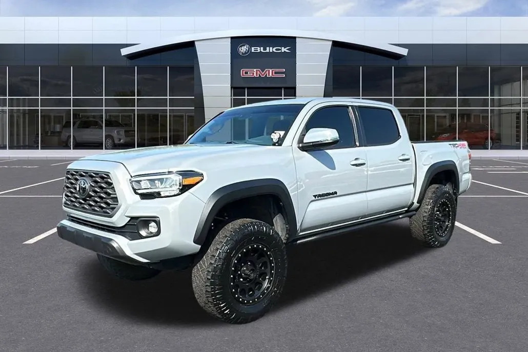 2020 Toyota Tacoma SR5 V6 photo 1