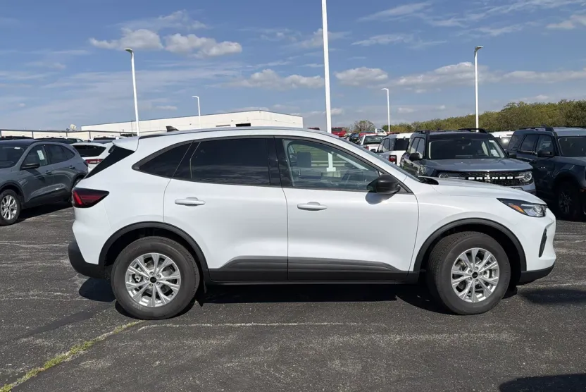 2026 Ford Escape Active photo 1