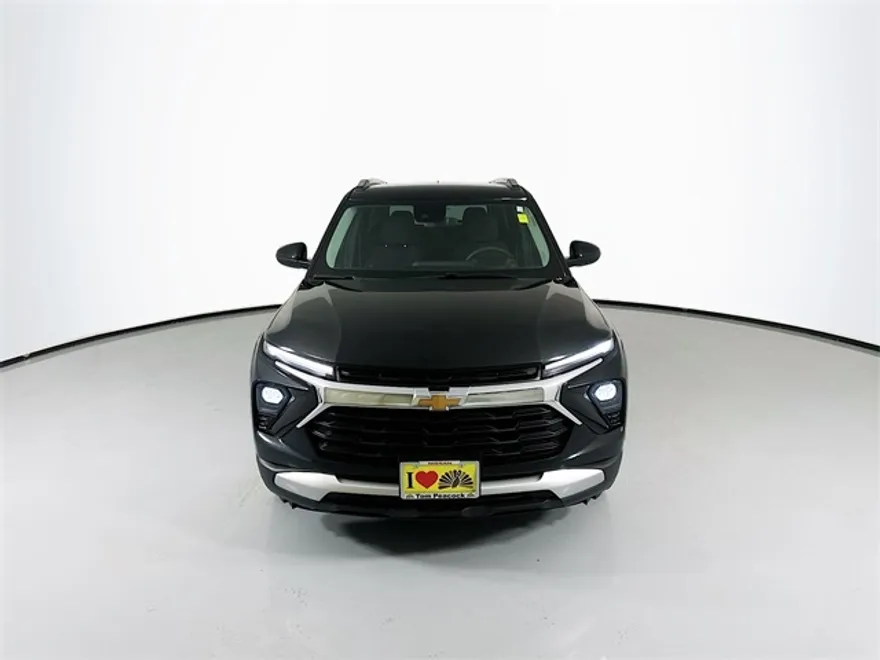 2025 Chevrolet Trailblazer LT photo 1