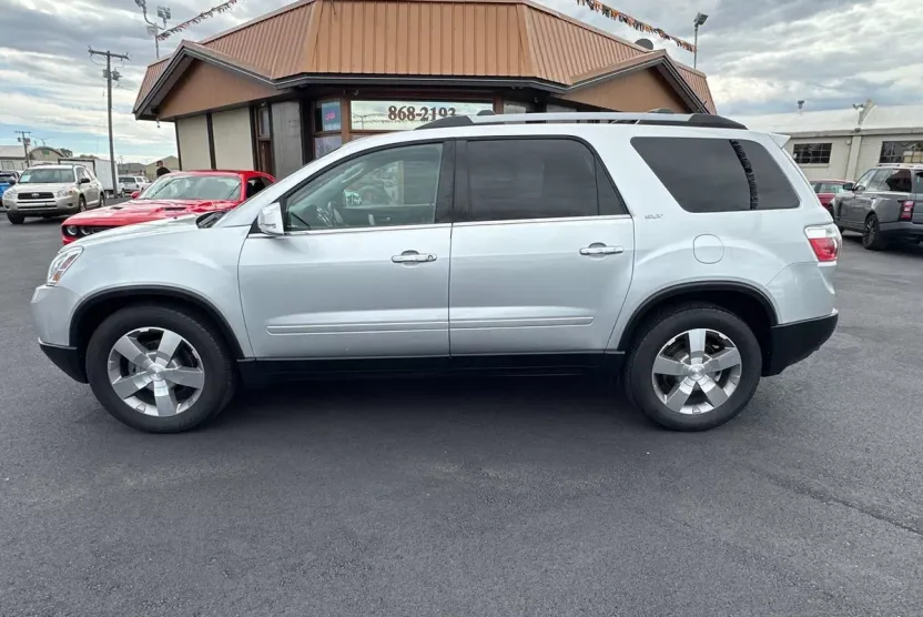 2012 Gmc Acadia SLT photo 1
