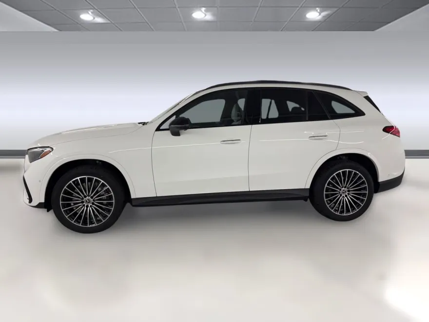 2026 Mercedes Benz GLC 300 photo 1